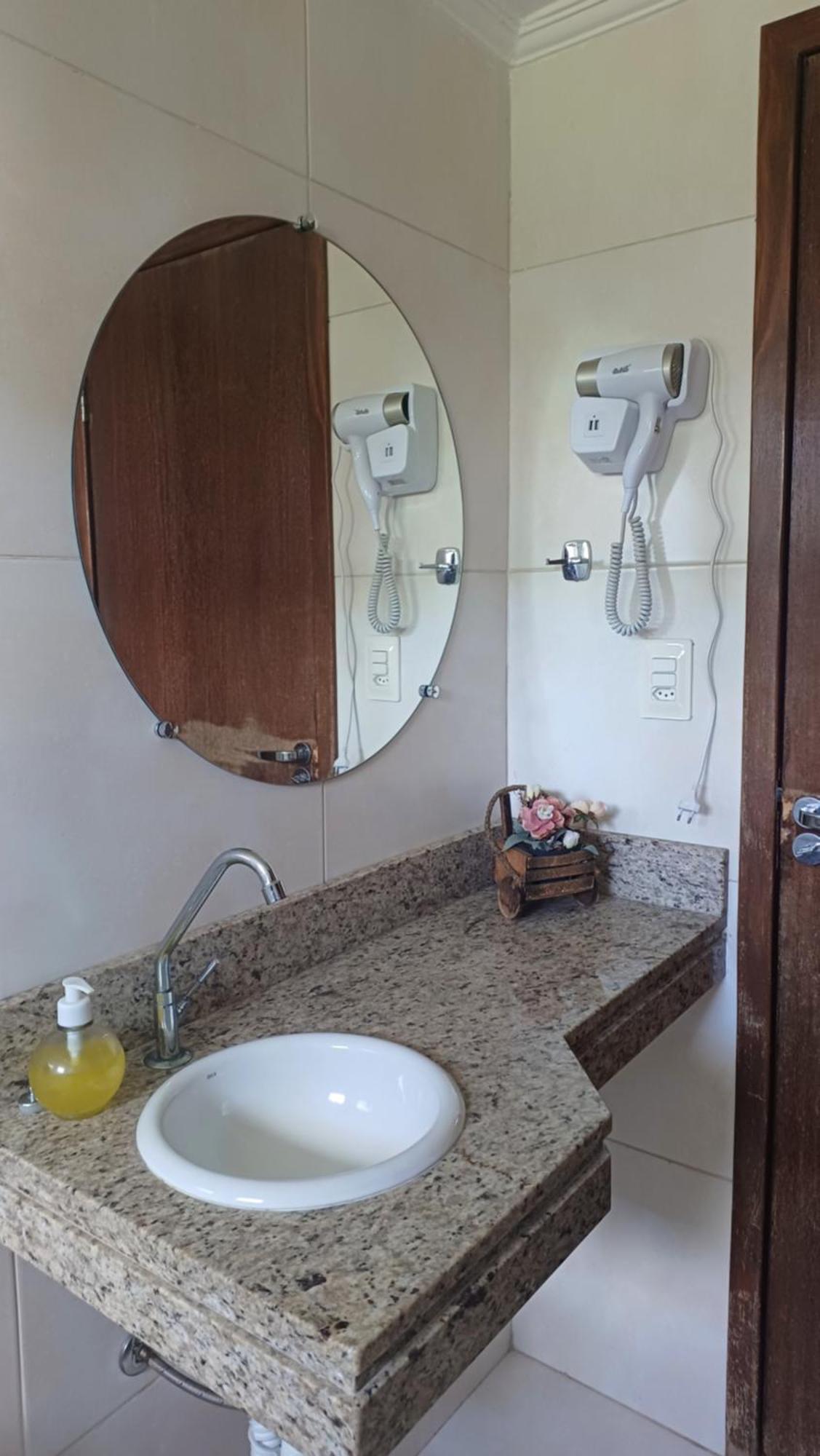 Anexo Da Casa De Campo - 2/4 Com Piscina Petrolina Ngoại thất bức ảnh
